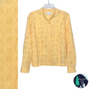 SOLD Alfred Dunner Button-up Blouse Size 12 Yellow Floral Boxy Crop Burnout